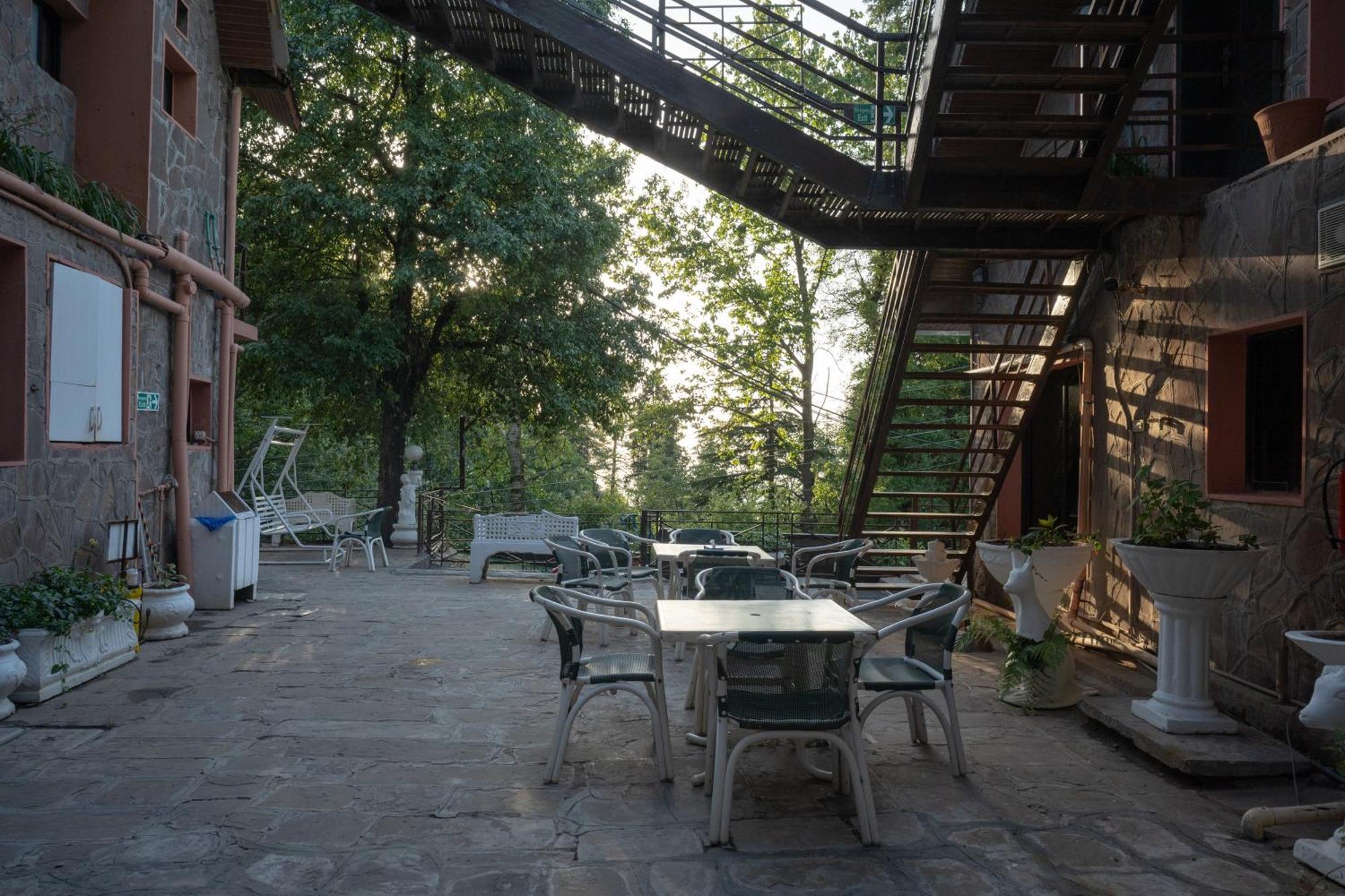 Maisonette Firhill Hotel & Resort Murree Exteriör bild