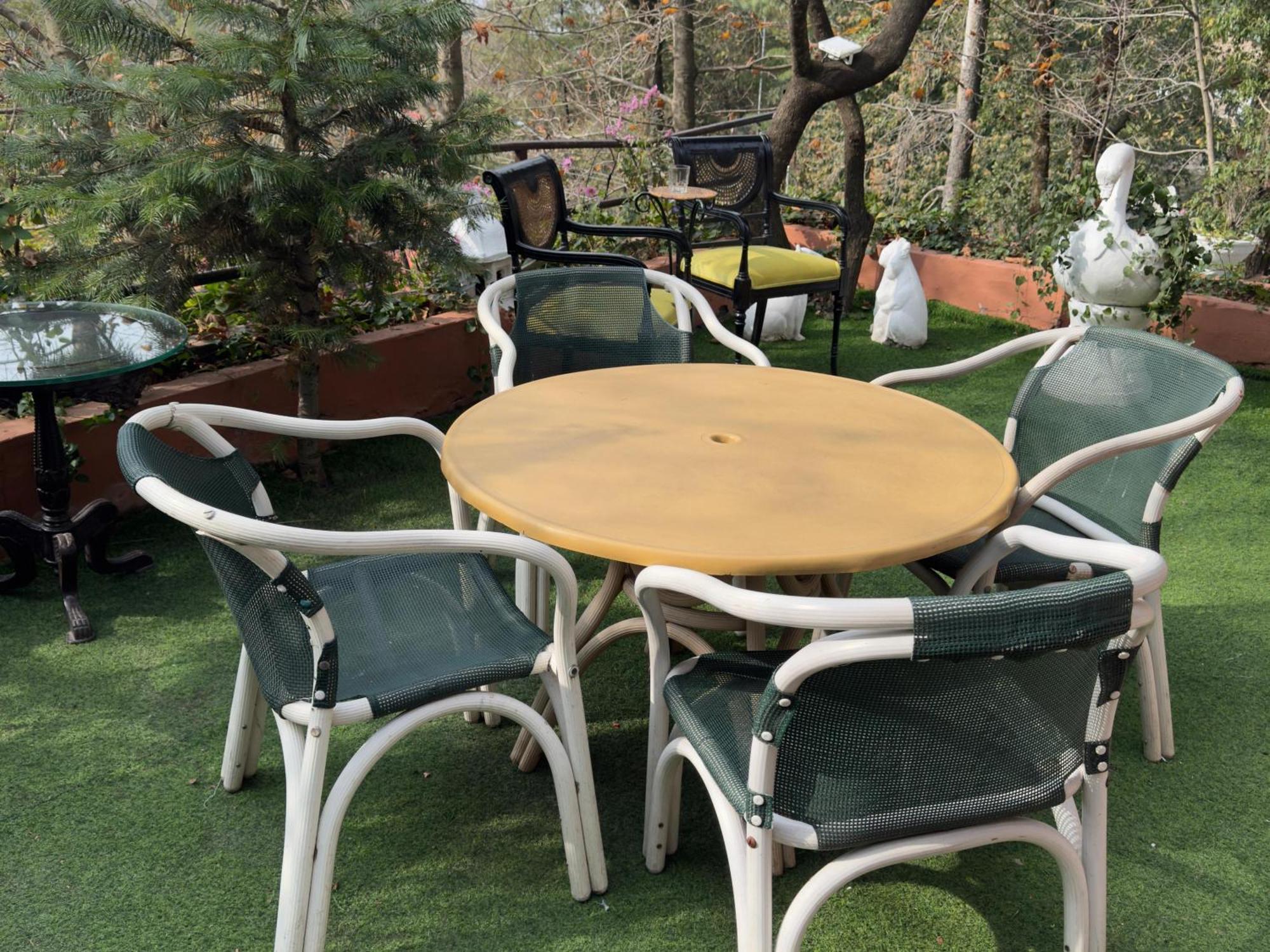 Maisonette Firhill Hotel & Resort Murree Exteriör bild