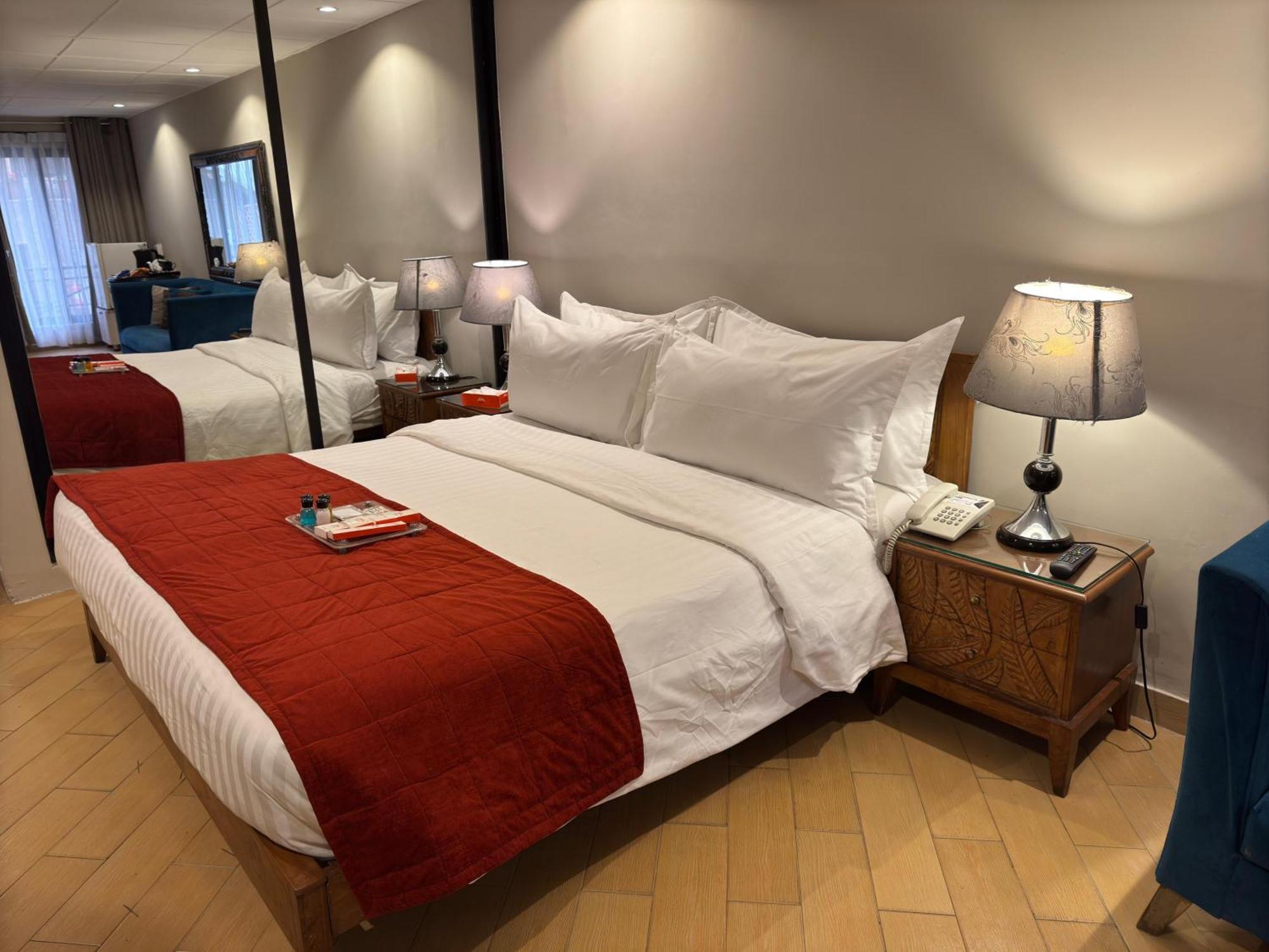 Maisonette Firhill Hotel & Resort Murree Exteriör bild